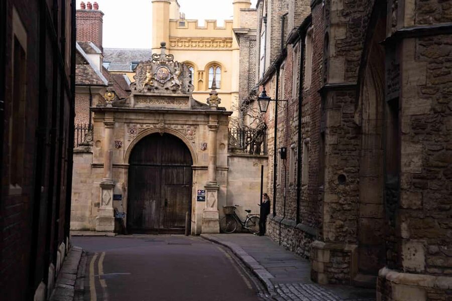 Cambridge: Alumni-Led University Ghost Tour - Key Highlights You’ll Feel on the Walk