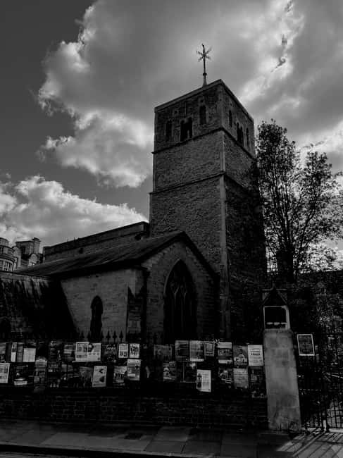 Cambridge: Alumni-Led University Ghost Tour - Clare College: Where the Stories Get Specific