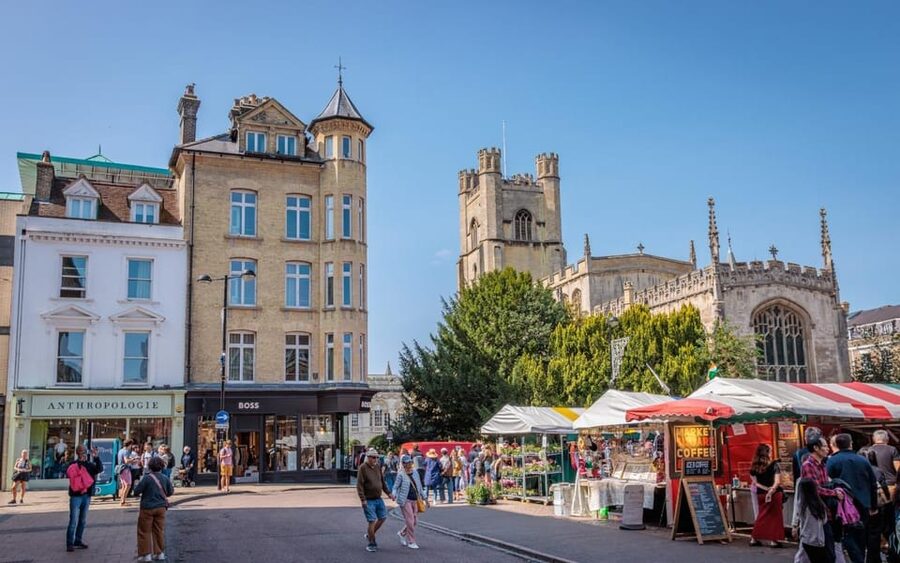 Cambridge: City Walking Tour & Exploration Game - Timing and energy: how to plan your half-day