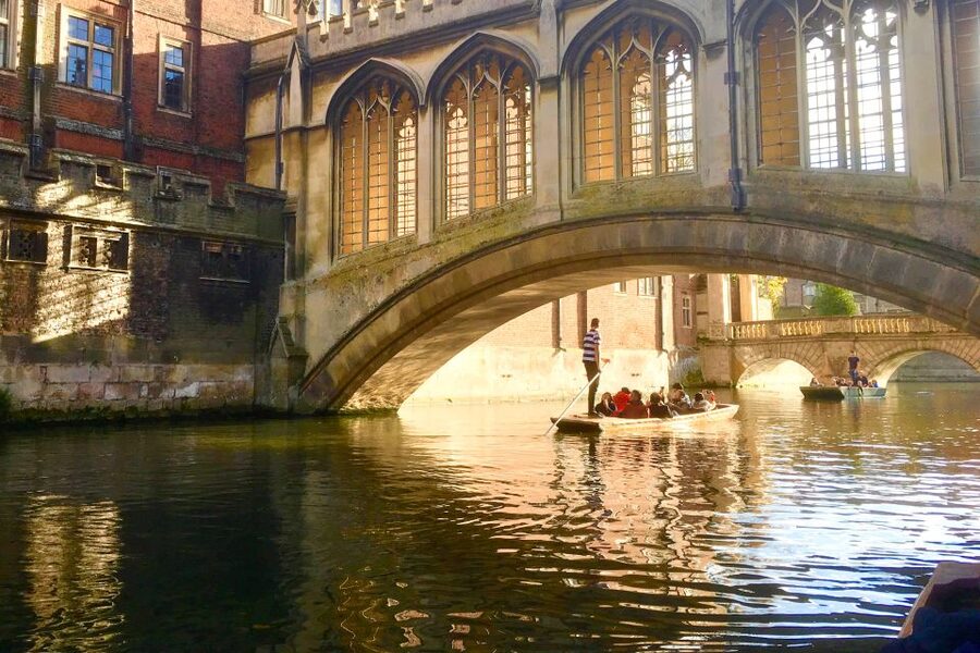 Cambridge: Guided River Cam Punting Tour - The 45-Minute River Cam Route, Covering the Main College Stretch