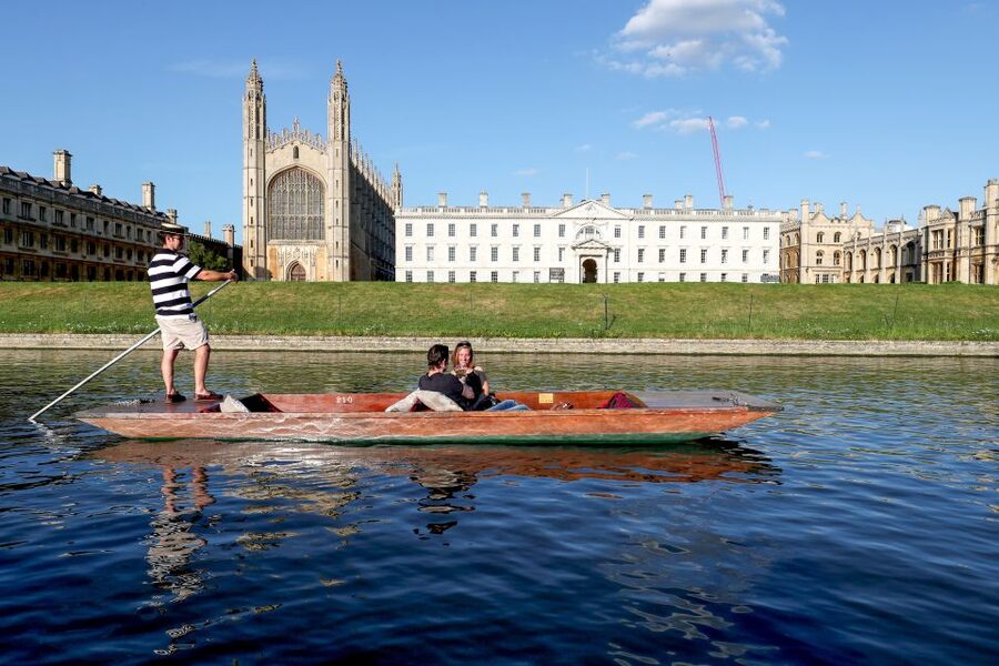 Cambridge: Guided River Cam Punting Tour - Best Times to Go, and Why Evening Slots Can Feel Easier