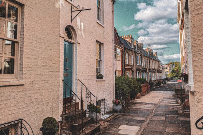 Cambridge Instagram Self-Guided Tour - Top Photo Spots - Stop 5: Jesus College for chapel energy and expansive grounds