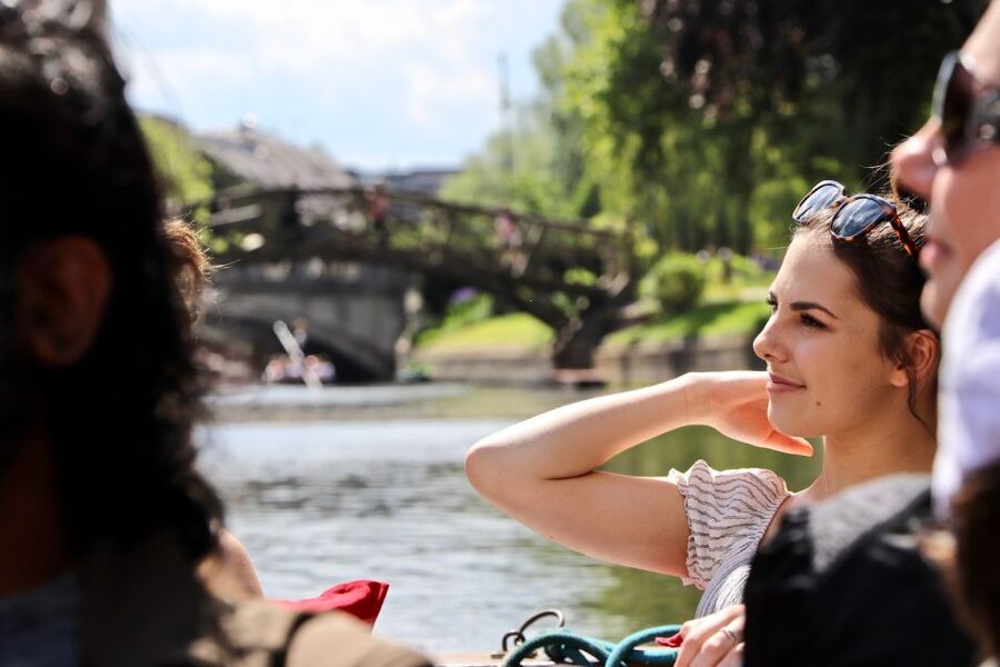 Cambridge: Private Chauffeured Punting Tour - Should You Book This Private Chauffeured Punting Tour?