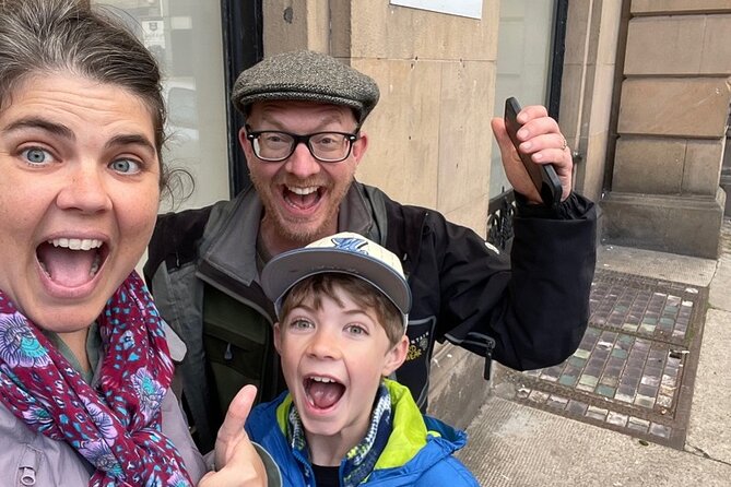 Cambridge Quest: Self Guided City Walk & Immersive Treasure Hunt - Points, leaderboards, and turning walking into team building
