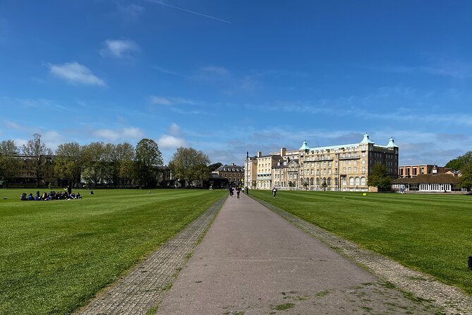 Cambridge Self Guided Walking Tour - Starting at Cambridge Bus Station for an easy first step