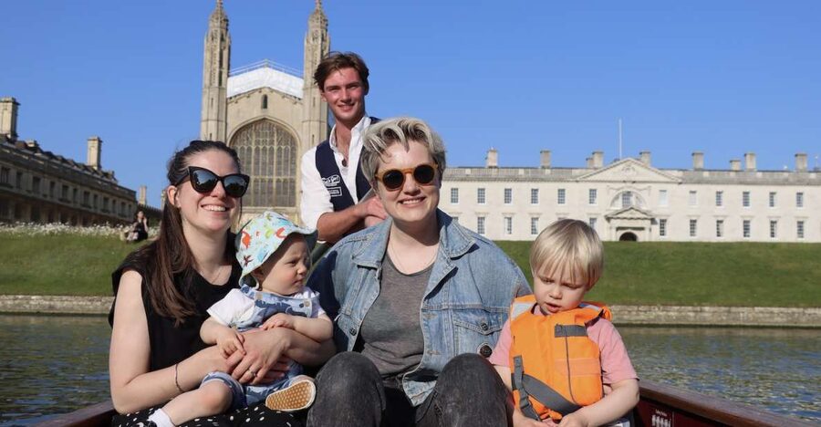 Cambridge: Shared Chauffeured Punting Tour - Why punting the Cam beats walking the college backs
