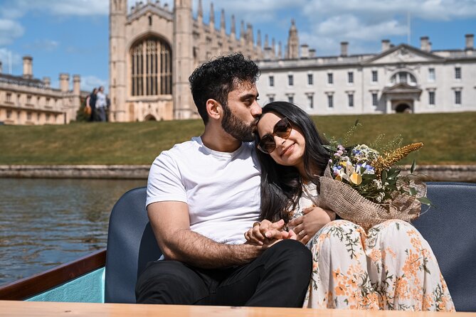 Cambridge - Shared Punting Tour - Who should book this shared punting tour, and who might want private