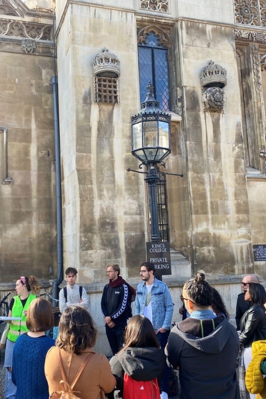 Cambridge: The Original Uncomfortable Cambridge™ Tour - A 5-Stop Route Through Cambridge Landmarks, Outside Only
