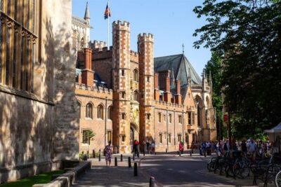 University Alumni Tour with Kings College Option
