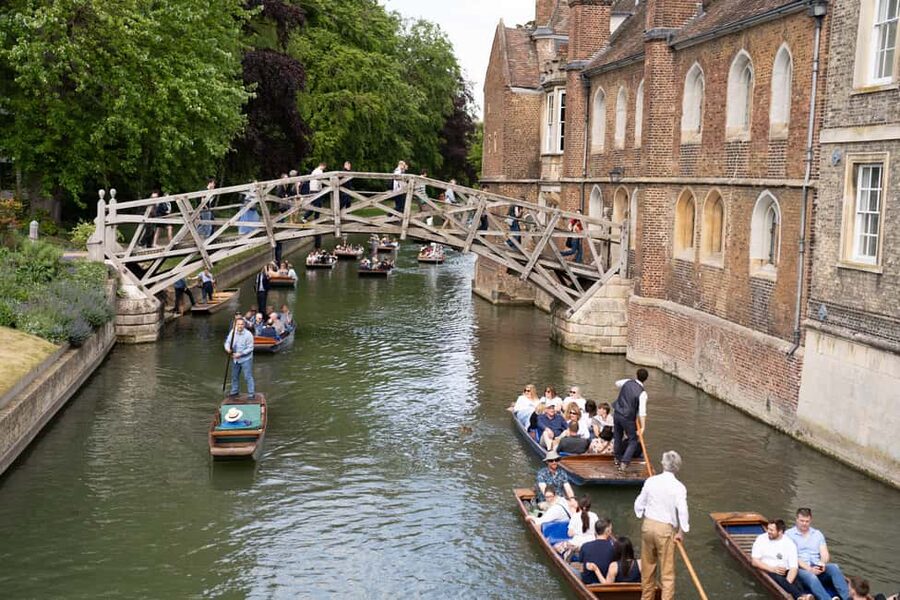 Cambridge University: Guided Punting Tour on the River Cam - Price and value: is $36 for 45 minutes worth it?