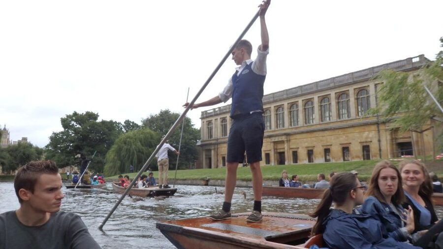 Cambridge University: Guided Punting Tour on the River Cam - Who this punt is best for, and who should choose something else