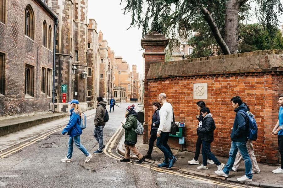 Cambridge University & Kings College Walking Tour By Alumni™ - Why an alumni guide changes the whole Cambridge visit