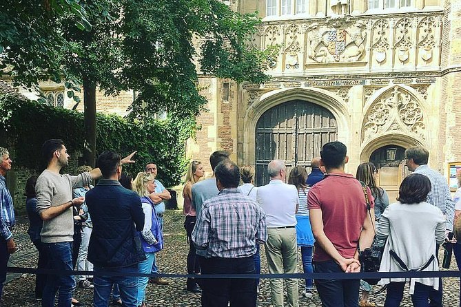 Cambridge University Walking Tour by Alumni™ Kings College Option - From King’s Parade to the first stop, you start in the right place