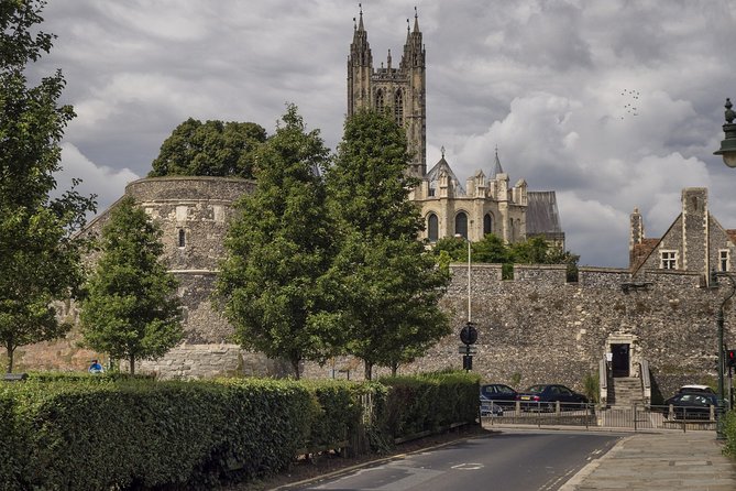 Canterbury Cathedral, Leeds Castle and Dover Castle Private Tour - The Real Deal on the Private Driver Setup