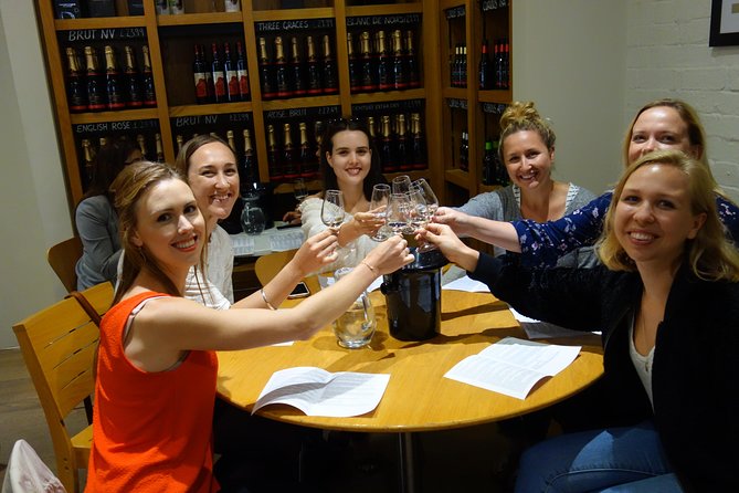 Cellar Door Wine Tour from London - Woodchurch Vineyard: a producer meeting and sparkling-first tasting