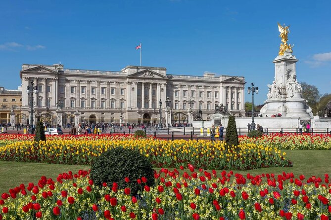 Changing of the Guard at Buckingham Palace Experience - Key things that make this tour worth it