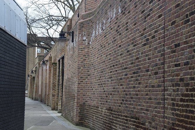 Charles Dickens London Walking Tour - Price and value: what $23.18 buys you in real-world terms