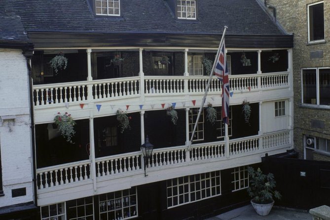 Charles Dickens Private Walking Tour - Meeting Borough High Street, plus hotel pickup that saves stress