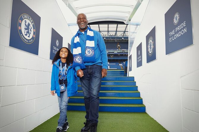 Chelsea FC Stadium Tours and Museum - The stadium tour route: stands, press room, dressing rooms, tunnel, dug-out