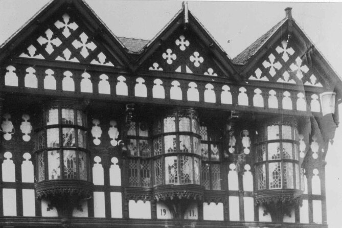 Chester Edwardian Lady Walking Tour - Stop 2: Chester Rows and Shoemakers Row, Rebuilt by Three Local Architects