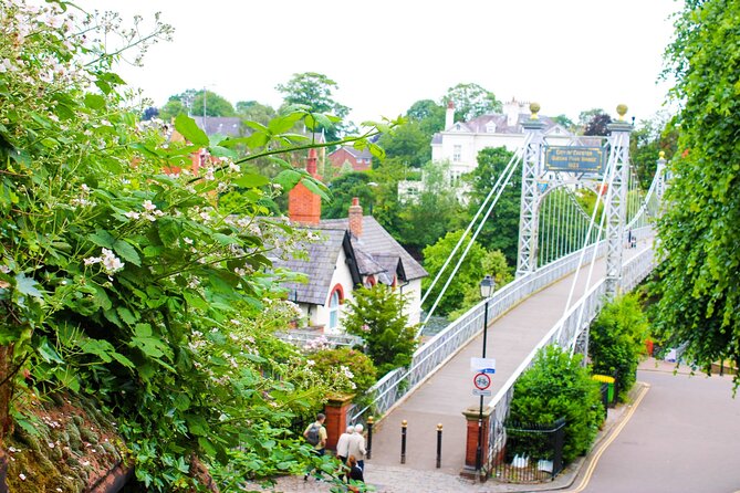Chester Tour App, Hidden Gems Game and Big Britain Quiz (1 Day Pass) UK - Who this Chester pass suits best