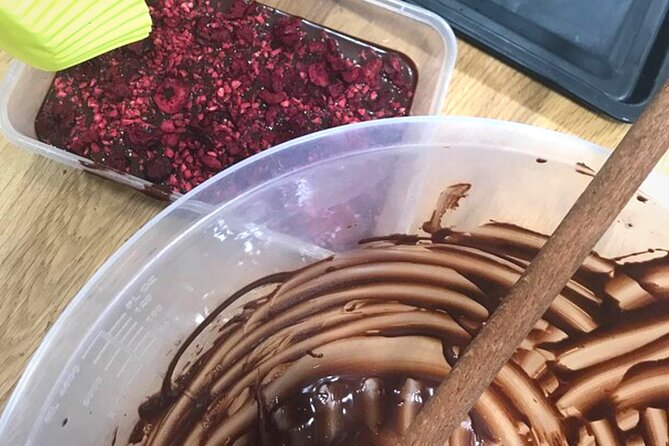 Chocolate Bar Making Workshop - York Cocoa Works - What you do in the 1 hour 15 minute chocolate bar session