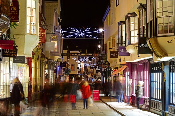 Christmas Guided Walking Tour in York - Christmas lights, medieval stories, and shopping from Christmas past