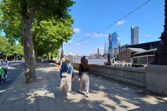 City Hike London (with Borough Market Lunchbreak) - Tower Bridge Finish: Pub Reward Near the Water