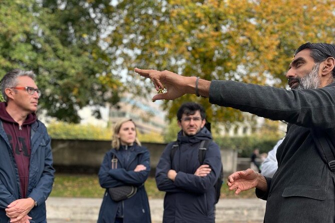 City of London History Tour: The Square Mile that Rose to Empire - Salter’s Hall Garden, Trade and Governance, and the Role of Sacrifice