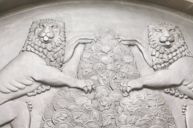 City of London History Tour: The Square Mile that Rose to Empire - The Royal Exchange, the Golden Grasshopper, and Adventurers in a Marketplace