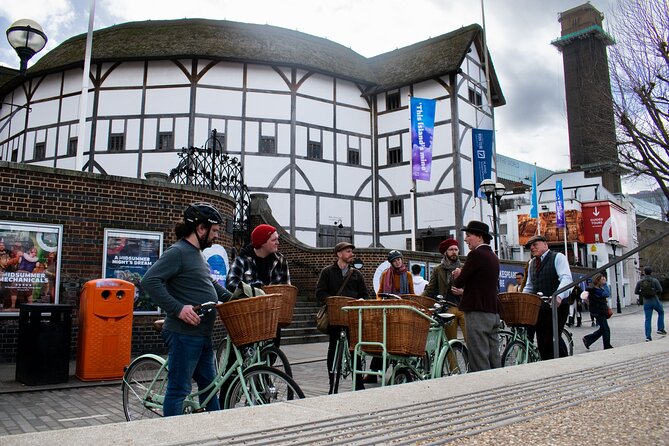 City & Secrets: Explore London's Hidden Gems - A 4-hour London loop that fits first-time schedules