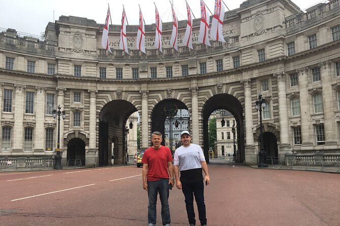 Classic London Tour - Stop 3: Big Ben and the Houses of Parliament pause