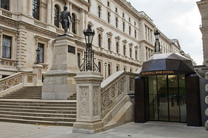 Classic London Tour & Changing the Guards— History In Action - What you are really buying for $34.71, and where you might spend more