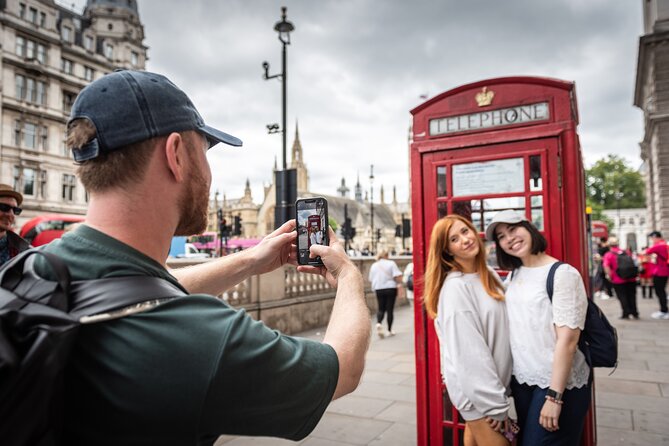 Classic London Tour with Westminster Abbey, Skip the Ticket Line - Trafalgar Square and Nelson’s Column on a Tight Timeline