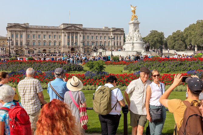 Classic London Tour with Westminster Abbey, Skip the Ticket Line - Horse Guards Parade and Whitehall: The Photo Stops That Feel Like London