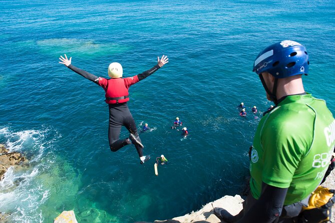 Coasteering Experience in Newquay - Key highlights at a glance