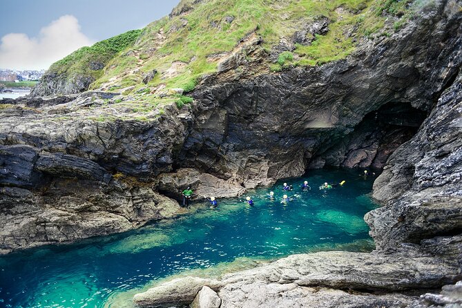 Coasteering Experience in Newquay - What to wear and how to get ready for wet rock