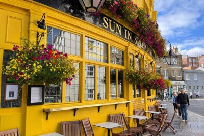 Colourful Photo Tour at Notting Hill