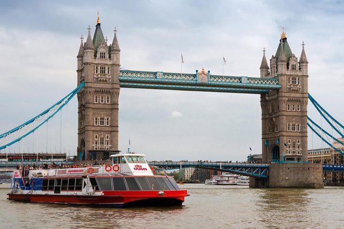 Combi Ticket: Westminster Walking Tour, River Cruise & The Shard - Houses of Parliament and Westminster Abbey, then the transition to the Thames