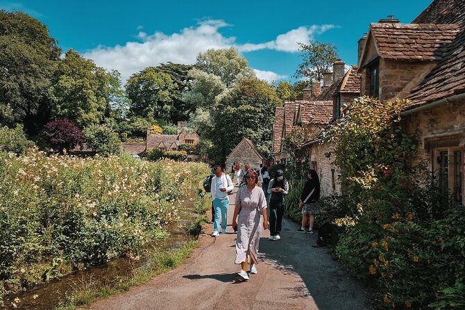 Cotswolds Day Trip from London with Optional Village Lunch - Burford: the gateway town with the stone high street effect