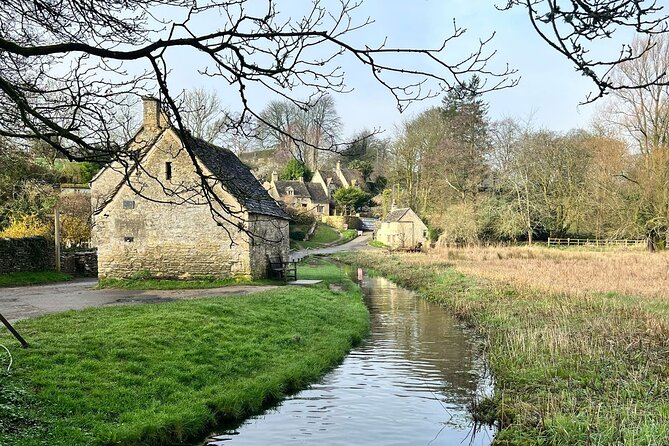 Cotswolds Villages and Oxford Full Day Tour from London - Bridge of Sighs: A Central Oxford Landmark with Extra Costs Possible