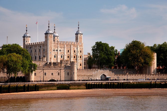 Crown Jewels of London Tour with River Cruise - The Tower of London and Crown Jewels: Where the Stories Get Dark