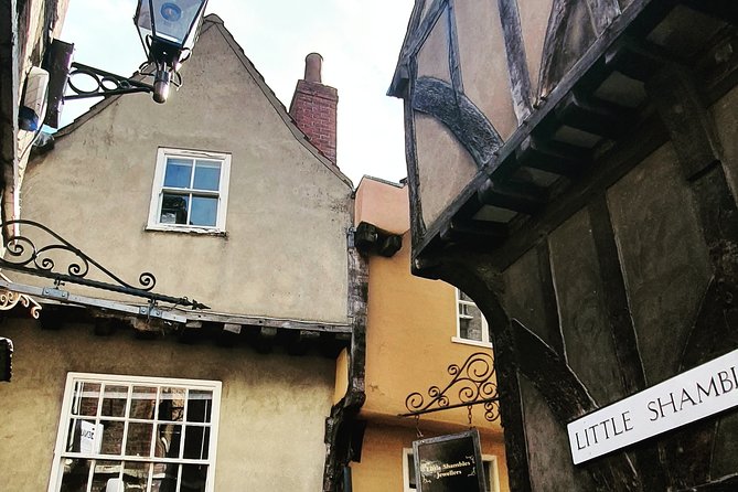 Dark Tales of York. Private ghost tours. - Who this ghost tour is best for