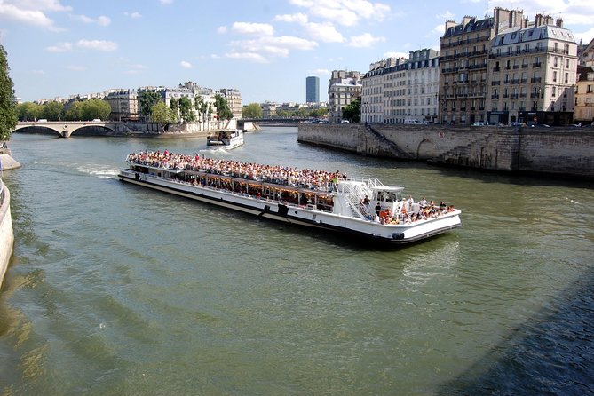 Day Trip to Paris with Eiffel Tower, Notre Dame and Louvre Museum - Louvre Time: A Masterpiece Sprint (and the Tuesday Musée d’Orsay Swap)