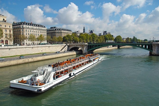 Day Trip to Paris with Eiffel Tower, Notre Dame and Louvre Museum - Getting Back to London, and Why the Waiting Matters