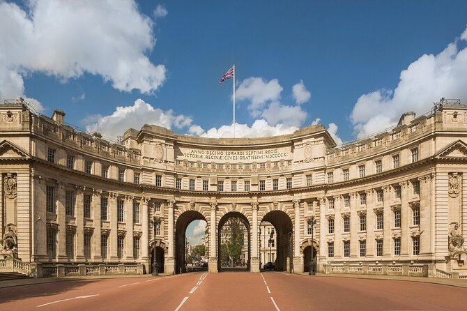Discover London in Style with Your Private Blue Badge Tour Guide - Private Blue Badge tour value: what that really means