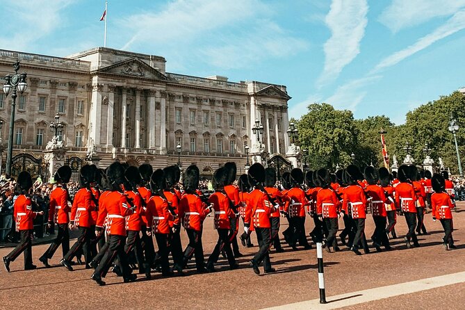 Discover London in Style with Your Private Blue Badge Tour Guide - Houses of Parliament and Big Ben, with the right naming facts