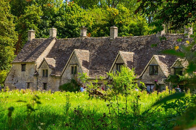 Discover the Secrets of the Cotswolds Private Tour Experience - Chipping Campden and Snowshill: Village Time and Photo Focus