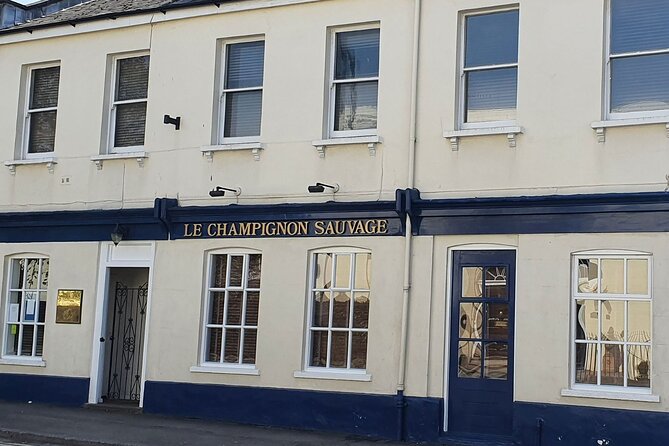 Discovering Cheltenham: A Self-Guided Audio Tour - Neptune Fountain and Cheltenham Town Hall: the grandeur you can actually read