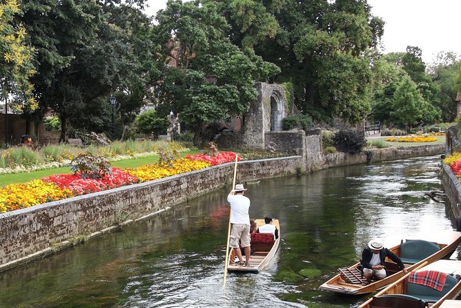 Dover Shore Excursion:Post-Cruise Tour to London via Canterbury and Leeds Castle - Leeds Castle: Queens, Dog Collars, Mazes, and 3 Hours to Breathe